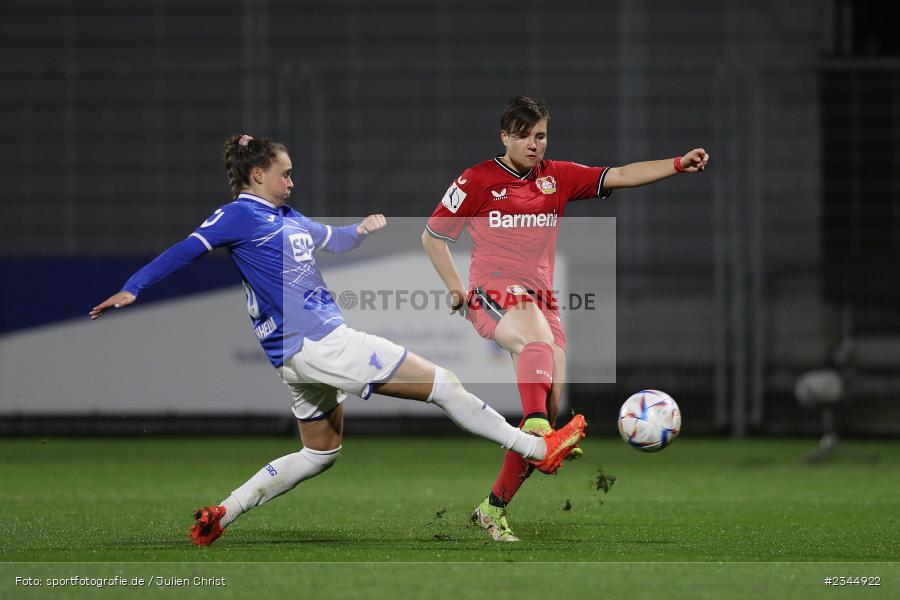 Alexandra Emmerling, Dietmar-Hopp-Stadion, Hoffenheim, 04.11.2022, sport, action, DFB, Fussball, November 2022, Saison 2022/2023, 7. Spieltag, FLYERALARM Frauen-Bundesliga, B04, TSG, Bayer 04 Leverkusen, TSG Hoffenheim - Bild-ID: 2344922