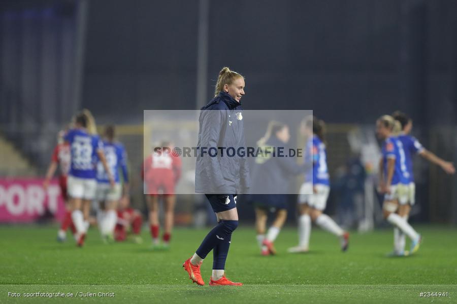 Laura Dick, Dietmar-Hopp-Stadion, Hoffenheim, 04.11.2022, sport, action, DFB, Fussball, November 2022, Saison 2022/2023, 7. Spieltag, FLYERALARM Frauen-Bundesliga, B04, TSG, Bayer 04 Leverkusen, TSG Hoffenheim - Bild-ID: 2344941