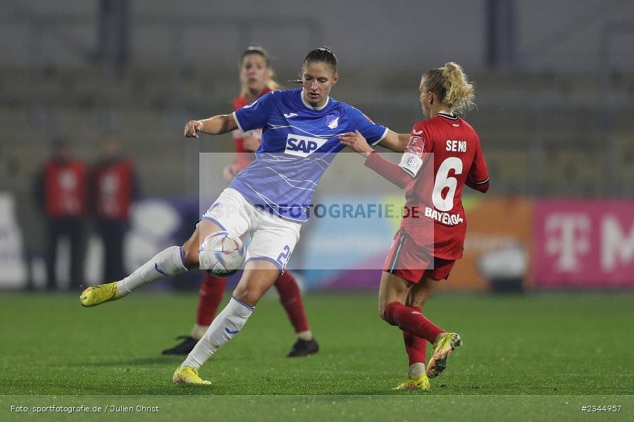 Melissa Kössler, Dietmar-Hopp-Stadion, Hoffenheim, 04.11.2022, sport, action, DFB, Fussball, November 2022, Saison 2022/2023, 7. Spieltag, FLYERALARM Frauen-Bundesliga, B04, TSG, Bayer 04 Leverkusen, TSG Hoffenheim - Bild-ID: 2344957