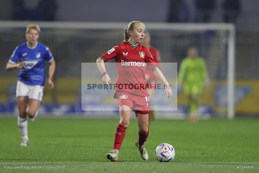 Caroline Siems, Dietmar-Hopp-Stadion, Hoffenheim, 04.11.2022, sport, action, DFB, Fussball, November 2022, Saison 2022/2023, 7. Spieltag, FLYERALARM Frauen-Bundesliga, B04, TSG, Bayer 04 Leverkusen, TSG Hoffenheim - Bild-ID: 2344959