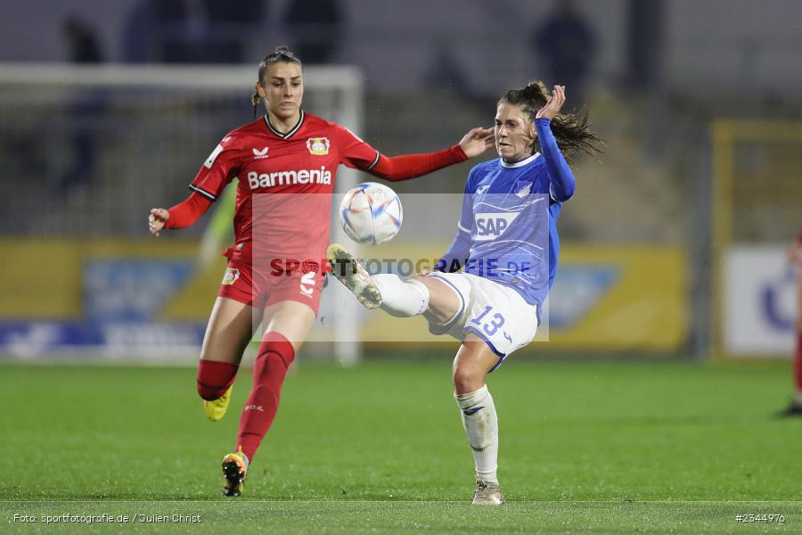 Isabella Hartig, Dietmar-Hopp-Stadion, Hoffenheim, 04.11.2022, sport, action, DFB, Fussball, November 2022, Saison 2022/2023, 7. Spieltag, FLYERALARM Frauen-Bundesliga, B04, TSG, Bayer 04 Leverkusen, TSG Hoffenheim - Bild-ID: 2344976