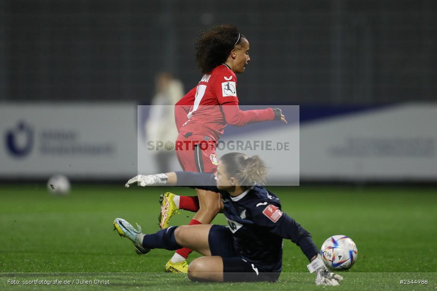 Amira Arfaoui, Dietmar-Hopp-Stadion, Hoffenheim, 04.11.2022, sport, action, DFB, Fussball, November 2022, Saison 2022/2023, 7. Spieltag, FLYERALARM Frauen-Bundesliga, B04, TSG, Bayer 04 Leverkusen, TSG Hoffenheim - Bild-ID: 2344988