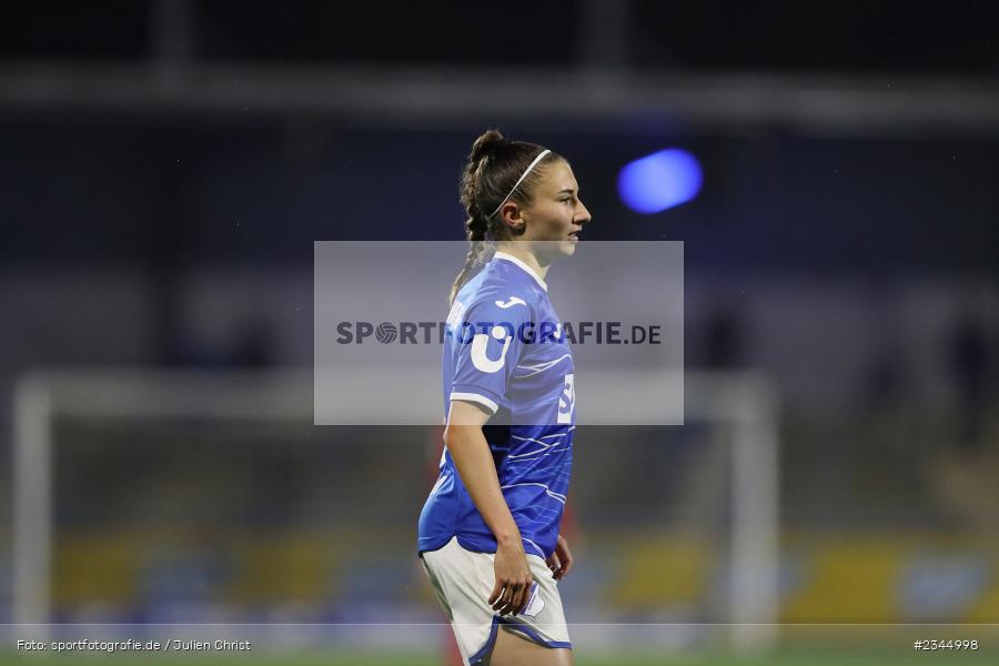 Katharina Naschenweng, Dietmar-Hopp-Stadion, Hoffenheim, 04.11.2022, sport, action, DFB, Fussball, November 2022, Saison 2022/2023, 7. Spieltag, FLYERALARM Frauen-Bundesliga, B04, TSG, Bayer 04 Leverkusen, TSG Hoffenheim - Bild-ID: 2344998