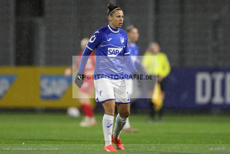 Nicole Billa, Dietmar-Hopp-Stadion, Hoffenheim, 04.11.2022, sport, action, DFB, Fussball, November 2022, Saison 2022/2023, 7. Spieltag, FLYERALARM Frauen-Bundesliga, B04, TSG, Bayer 04 Leverkusen, TSG Hoffenheim - Bild-ID: 2345025