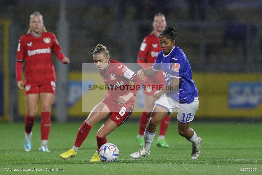 Elisa Senß, Dietmar-Hopp-Stadion, Hoffenheim, 04.11.2022, sport, action, DFB, Fussball, November 2022, Saison 2022/2023, 7. Spieltag, FLYERALARM Frauen-Bundesliga, B04, TSG, Bayer 04 Leverkusen, TSG Hoffenheim - Bild-ID: 2345033