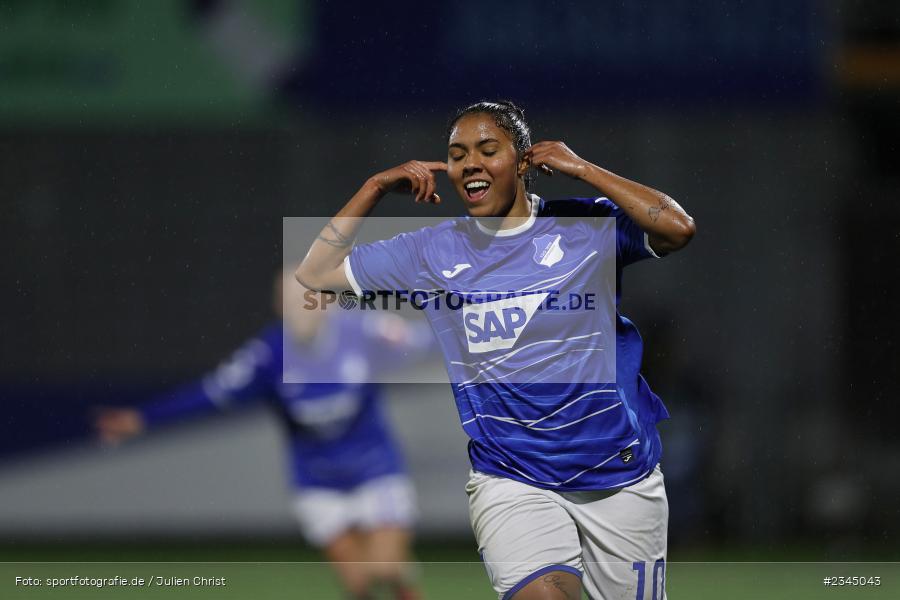 Gia Corley, Dietmar-Hopp-Stadion, Hoffenheim, 04.11.2022, sport, action, DFB, Fussball, November 2022, Saison 2022/2023, 7. Spieltag, FLYERALARM Frauen-Bundesliga, B04, TSG, Bayer 04 Leverkusen, TSG Hoffenheim - Bild-ID: 2345043