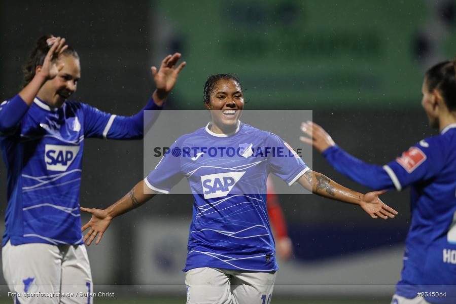 Gia Corley, Dietmar-Hopp-Stadion, Hoffenheim, 04.11.2022, sport, action, DFB, Fussball, November 2022, Saison 2022/2023, 7. Spieltag, FLYERALARM Frauen-Bundesliga, B04, TSG, Bayer 04 Leverkusen, TSG Hoffenheim - Bild-ID: 2345064
