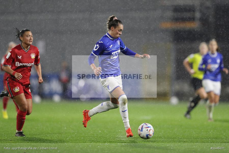 Julia Hickelsberger-Füller, Dietmar-Hopp-Stadion, Hoffenheim, 04.11.2022, sport, action, DFB, Fussball, November 2022, Saison 2022/2023, 7. Spieltag, FLYERALARM Frauen-Bundesliga, B04, TSG, Bayer 04 Leverkusen, TSG Hoffenheim - Bild-ID: 2345071