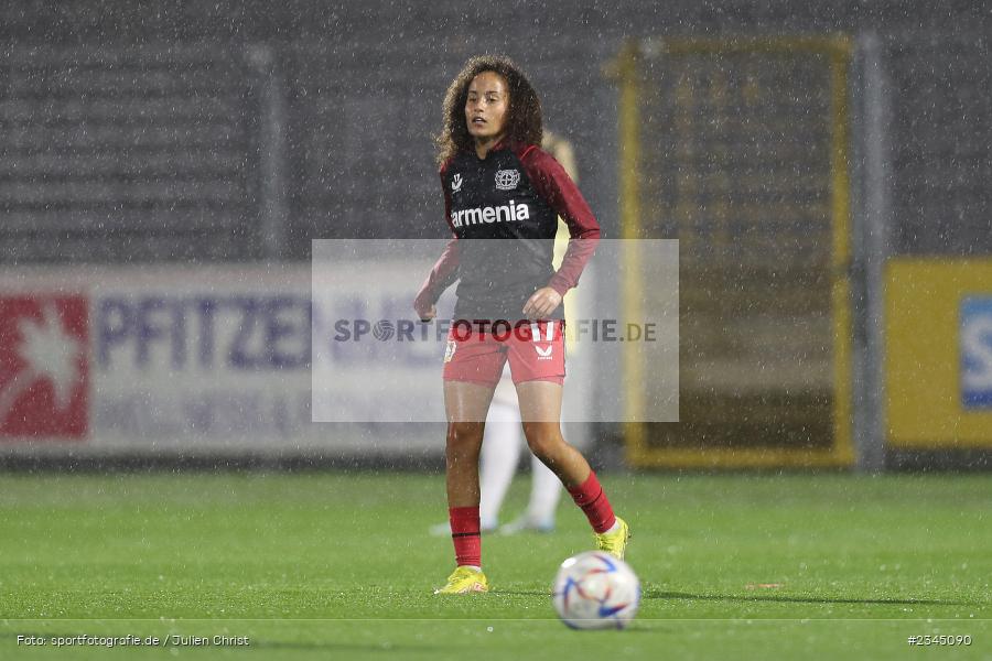 Amira Arfaoui, Dietmar-Hopp-Stadion, Hoffenheim, 04.11.2022, sport, action, DFB, Fussball, November 2022, Saison 2022/2023, 7. Spieltag, FLYERALARM Frauen-Bundesliga, B04, TSG, Bayer 04 Leverkusen, TSG Hoffenheim - Bild-ID: 2345090
