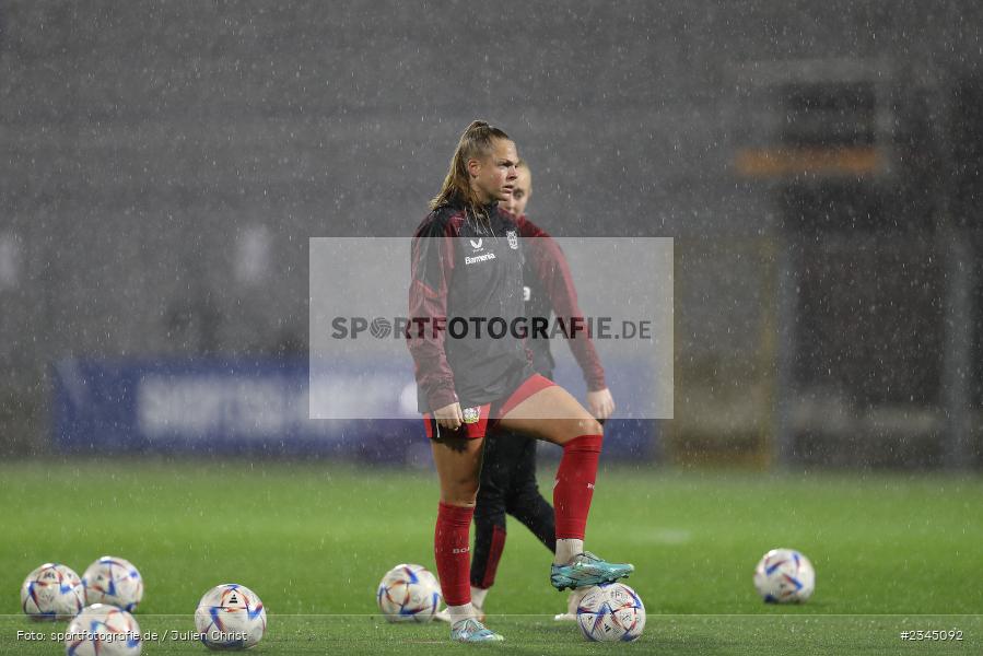 Jill Baijings, Dietmar-Hopp-Stadion, Hoffenheim, 04.11.2022, sport, action, DFB, Fussball, November 2022, Saison 2022/2023, 7. Spieltag, FLYERALARM Frauen-Bundesliga, B04, TSG, Bayer 04 Leverkusen, TSG Hoffenheim - Bild-ID: 2345092
