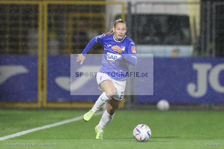 Sarai Linder, Dietmar-Hopp-Stadion, Hoffenheim, 04.11.2022, sport, action, DFB, Fussball, November 2022, Saison 2022/2023, 7. Spieltag, FLYERALARM Frauen-Bundesliga, B04, TSG, Bayer 04 Leverkusen, TSG Hoffenheim - Bild-ID: 2345098