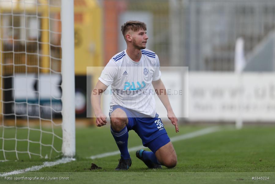 Niklas Borger, Stadion am Schönbusch, Aschaffenburg, 05.11.2022, sport, action, BFV, Fussball, November 2022, Saison 2022/2023, 20. Spieltag, Regionalliga Bayern, FVI, SVA, FV Illertissen, SV Viktoria Aschaffenburg - Bild-ID: 2345224 Niklas Borger, Stadion am Schönbusch, Aschaffenburg, 05.11.2022, sport, action, BFV, Fussball, November 2022, Saison 2022/2023, 20. Spieltag, Regionalliga Bayern, FVI, SVA, FV Illertissen, SV Viktoria Aschaffenburg - Bild-ID: 2345224