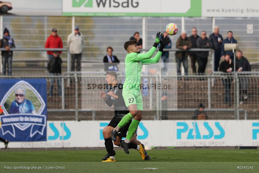 Malwin Zok, Stadion am Schönbusch, Aschaffenburg, 05.11.2022, sport, action, BFV, Fussball, November 2022, Saison 2022/2023, 20. Spieltag, Regionalliga Bayern, FVI, SVA, FV Illertissen, SV Viktoria Aschaffenburg - Bild-ID: 2345243