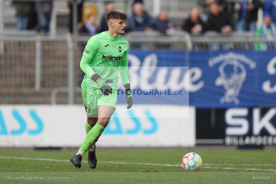 Malwin Zok, Stadion am Schönbusch, Aschaffenburg, 05.11.2022, sport, action, BFV, Fussball, November 2022, Saison 2022/2023, 20. Spieltag, Regionalliga Bayern, FVI, SVA, FV Illertissen, SV Viktoria Aschaffenburg - Bild-ID: 2345260 Malwin Zok, Stadion am Schönbusch, Aschaffenburg, 05.11.2022, sport, action, BFV, Fussball, November 2022, Saison 2022/2023, 20. Spieltag, Regionalliga Bayern, FVI, SVA, FV Illertissen, SV Viktoria Aschaffenburg - Bild-ID: 2345260