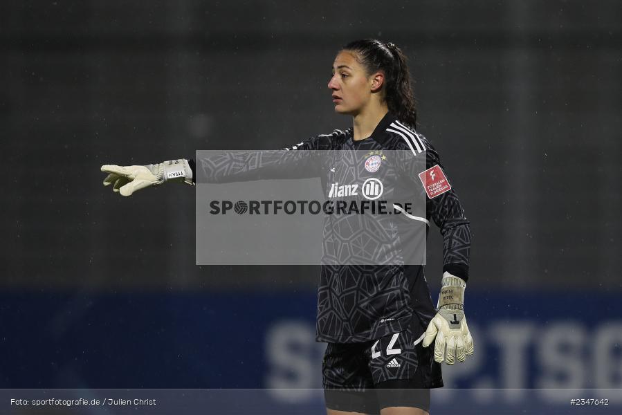 Maria Luisa Grohs, Dietmar-Hopp-Stadion, Hoffenheim, 02.12.2022, sport, action, Fussball, DFB, Dezember 2022, Saison 2022/2023, 9. Spieltag, FFBL, FLYERALARM Frauen-Bundesliga, FCB, TSG, FC Bayern München, TSG Hoffenheim - Bild-ID: 2347642 Maria Luisa Grohs, Dietmar-Hopp-Stadion, Hoffenheim, 02.12.2022, sport, action, Fussball, DFB, Dezember 2022, Saison 2022/2023, 9. Spieltag, FFBL, FLYERALARM Frauen-Bundesliga, FCB, TSG, FC Bayern München, TSG Hoffenheim - Bild-ID: 2347642