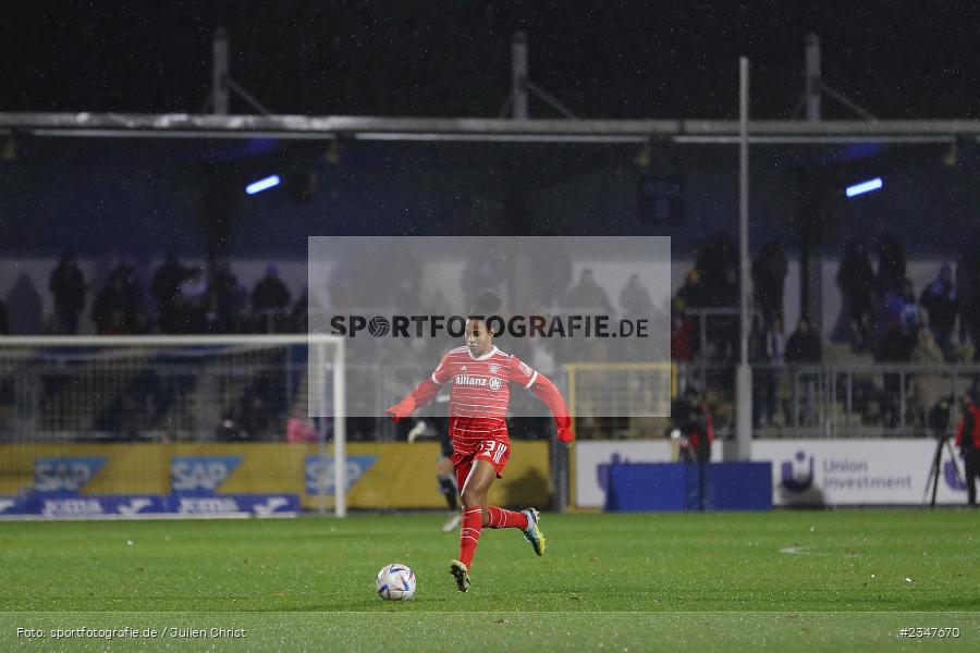 Tainara de Souza da Silva, Dietmar-Hopp-Stadion, Hoffenheim, 02.12.2022, sport, action, Fussball, DFB, Dezember 2022, Saison 2022/2023, 9. Spieltag, FFBL, FLYERALARM Frauen-Bundesliga, FCB, TSG, FC Bayern München, TSG Hoffenheim - Bild-ID: 2347670