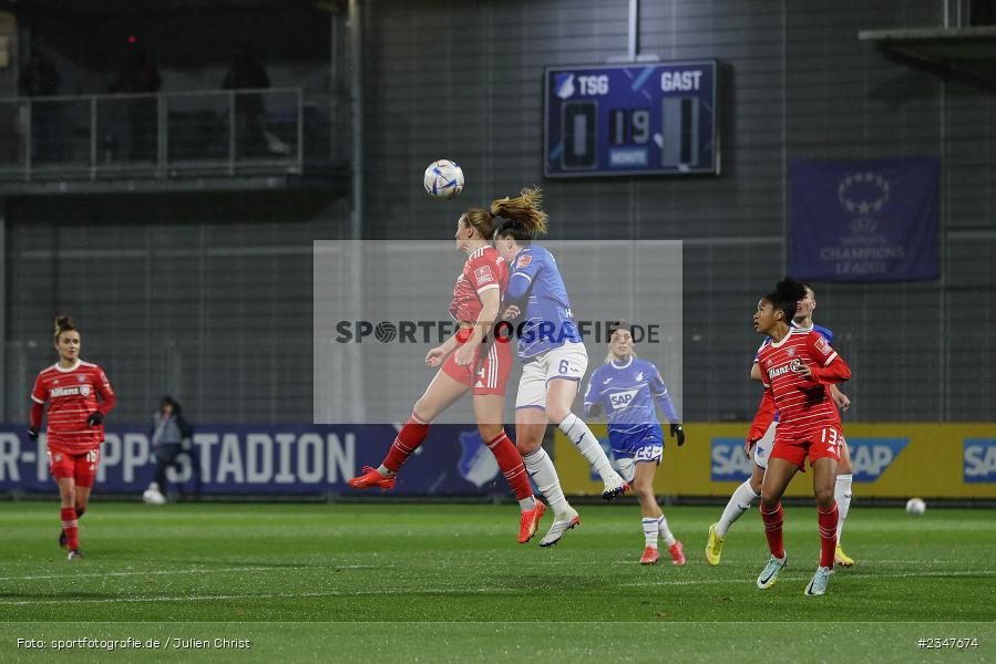 Glódís Perla Viggósdóttir, Dietmar-Hopp-Stadion, Hoffenheim, 02.12.2022, sport, action, Fussball, DFB, Dezember 2022, Saison 2022/2023, 9. Spieltag, FFBL, FLYERALARM Frauen-Bundesliga, FCB, TSG, FC Bayern München, TSG Hoffenheim - Bild-ID: 2347674