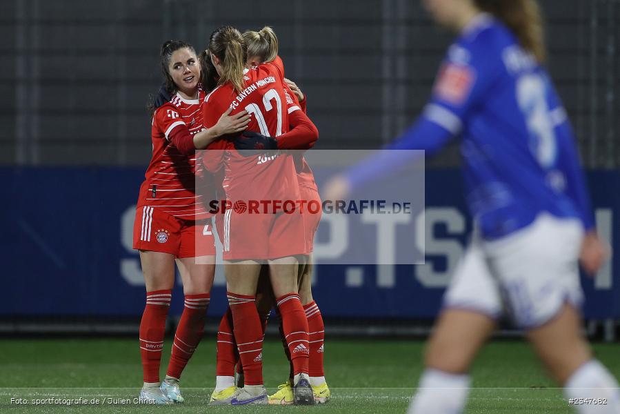 Sarah Zadrazil, Dietmar-Hopp-Stadion, Hoffenheim, 02.12.2022, sport, action, Fussball, DFB, Dezember 2022, Saison 2022/2023, 9. Spieltag, FFBL, FLYERALARM Frauen-Bundesliga, FCB, TSG, FC Bayern München, TSG Hoffenheim - Bild-ID: 2347682