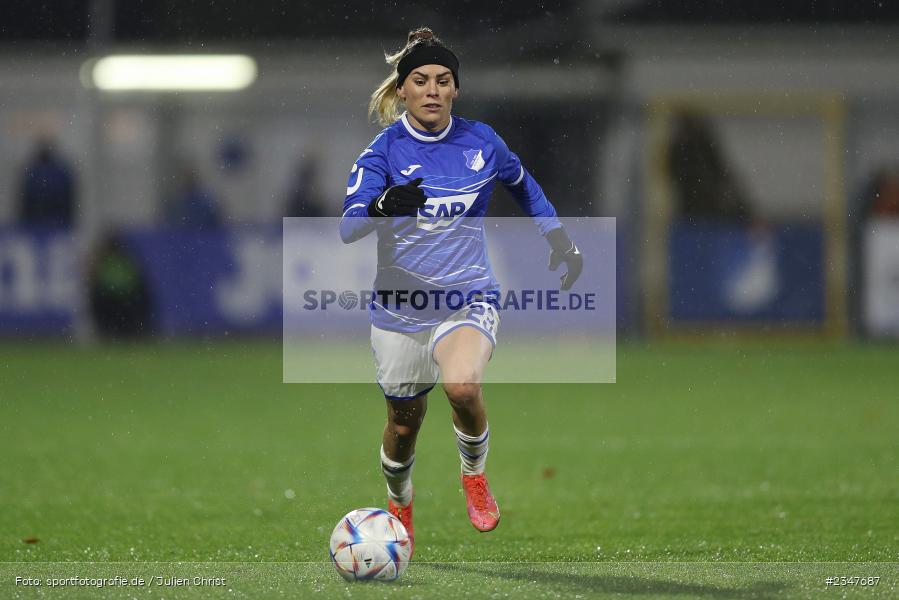 Ereleta Memeti, Dietmar-Hopp-Stadion, Hoffenheim, 02.12.2022, sport, action, Fussball, DFB, Dezember 2022, Saison 2022/2023, 9. Spieltag, FFBL, FLYERALARM Frauen-Bundesliga, FCB, TSG, FC Bayern München, TSG Hoffenheim - Bild-ID: 2347687