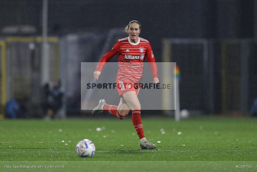 Sydney Lohmann, Dietmar-Hopp-Stadion, Hoffenheim, 02.12.2022, sport, action, Fussball, DFB, Dezember 2022, Saison 2022/2023, 9. Spieltag, FFBL, FLYERALARM Frauen-Bundesliga, FCB, TSG, FC Bayern München, TSG Hoffenheim - Bild-ID: 2347706