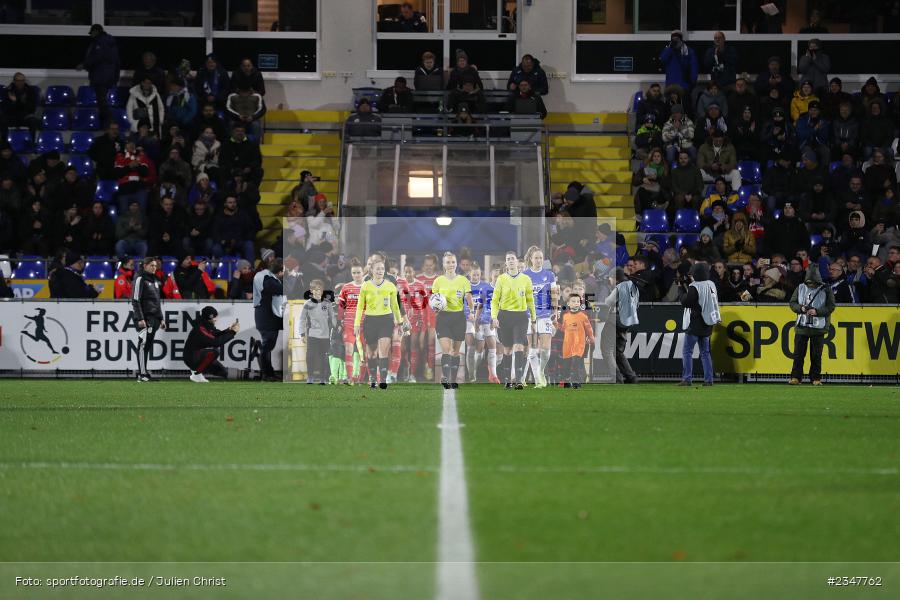 Pitch, Bundesliga, Teams, Kulisse, Schiedsrichter, Fabienne Michel, Dietmar-Hopp-Stadion, Hoffenheim, 02.12.2022, sport, action, Fussball, DFB, Dezember 2022, Saison 2022/2023, 9. Spieltag, FFBL, FLYERALARM Frauen-Bundesliga, FCB, TSG, FC Bayern München, TSG Hoffenheim - Bild-ID: 2347762 Pitch, Bundesliga, Teams, Kulisse, Schiedsrichter, Fabienne Michel, Dietmar-Hopp-Stadion, Hoffenheim, 02.12.2022, sport, action, Fussball, DFB, Dezember 2022, Saison 2022/2023, 9. Spieltag, FFBL, FLYERALARM Frauen-Bundesliga, FCB, TSG, FC Bayern München, TSG Hoffenheim - Bild-ID: 2347762