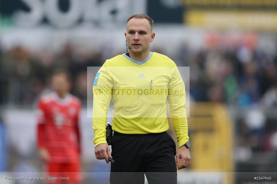 Christopher Knauer, Stadion am Schönbusch, Aschaffenburg, 03.12.2022, sport, action, Fussball, BFV, Dezember 2022, Saison 2022/2023, 24. Spieltag, Regionalliga Bayern, FCB, SVA, FC Bayern München II, SV Viktoria Aschaffenburg - Bild-ID: 2347960