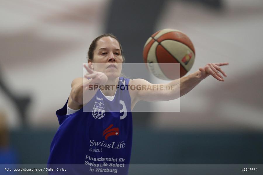 Sabine Sigloch, Hans-Wilhelm-Renkhoff-Halle, Marktheidenfeld, 03.12.2022, sport, action, Fussball, DBB, Dezember 2022, Saison 2022/2023, Regionalliga Damen HR-Nord, 10. Spieltag, USV, TVM, USV TU Dresden, TV Marktheidenfeld - Bild-ID: 2347994