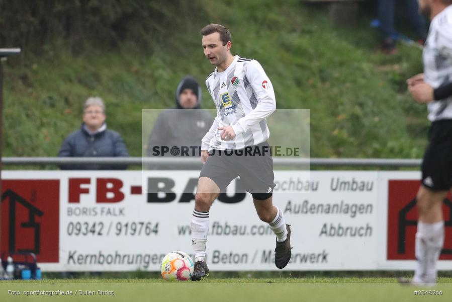 Jannik Henninger, Sportgelände Gassenhäuser, Wertheim, 04.12.2022, sport, action, Fussball, bfv, Dezember 2022, Saison 2022/2023, BFV-Landesliga Odenwald, 19. Spieltag, SVK, SVE, SV Königshofen, SV Eintracht Nassig - Bild-ID: 2348266