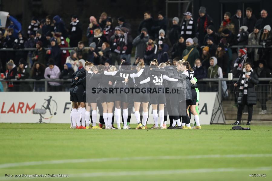 Mannschaftskreis, Stadion am Brentanobad, Frankfurt, 09.12.2022, sport, action, Fussball, DFB, Dezember 2022, Saison 2022/2023, 10. Spieltag, FFBL, FLYERALARM Frauen-Bundesliga, FFC, SGE, 1. FFC Turbine Potsdam, Eintracht Frankfurt - Bild-ID: 2348326 Mannschaftskreis, Stadion am Brentanobad, Frankfurt, 09.12.2022, sport, action, Fussball, DFB, Dezember 2022, Saison 2022/2023, 10. Spieltag, FFBL, FLYERALARM Frauen-Bundesliga, FFC, SGE, 1. FFC Turbine Potsdam, Eintracht Frankfurt - Bild-ID: 2348326