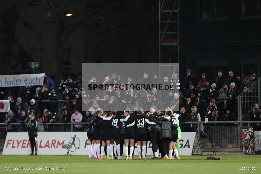 Mannschaftskreis, Stadion am Brentanobad, Frankfurt, 09.12.2022, sport, action, Fussball, DFB, Dezember 2022, Saison 2022/2023, 10. Spieltag, FFBL, FLYERALARM Frauen-Bundesliga, FFC, SGE, 1. FFC Turbine Potsdam, Eintracht Frankfurt - Bild-ID: 2348432 Mannschaftskreis, Stadion am Brentanobad, Frankfurt, 09.12.2022, sport, action, Fussball, DFB, Dezember 2022, Saison 2022/2023, 10. Spieltag, FFBL, FLYERALARM Frauen-Bundesliga, FFC, SGE, 1. FFC Turbine Potsdam, Eintracht Frankfurt - Bild-ID: 2348432