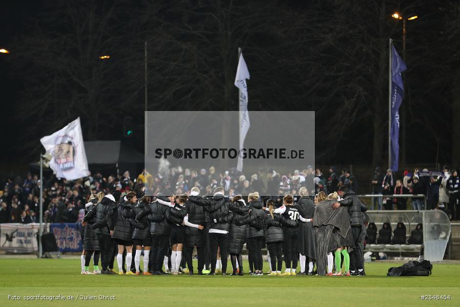 Mannschaftskreis, Stadion am Brentanobad, Frankfurt, 09.12.2022, sport, action, Fussball, DFB, Dezember 2022, Saison 2022/2023, 10. Spieltag, FFBL, FLYERALARM Frauen-Bundesliga, FFC, SGE, 1. FFC Turbine Potsdam, Eintracht Frankfurt - Bild-ID: 2348454 Mannschaftskreis, Stadion am Brentanobad, Frankfurt, 09.12.2022, sport, action, Fussball, DFB, Dezember 2022, Saison 2022/2023, 10. Spieltag, FFBL, FLYERALARM Frauen-Bundesliga, FFC, SGE, 1. FFC Turbine Potsdam, Eintracht Frankfurt - Bild-ID: 2348454