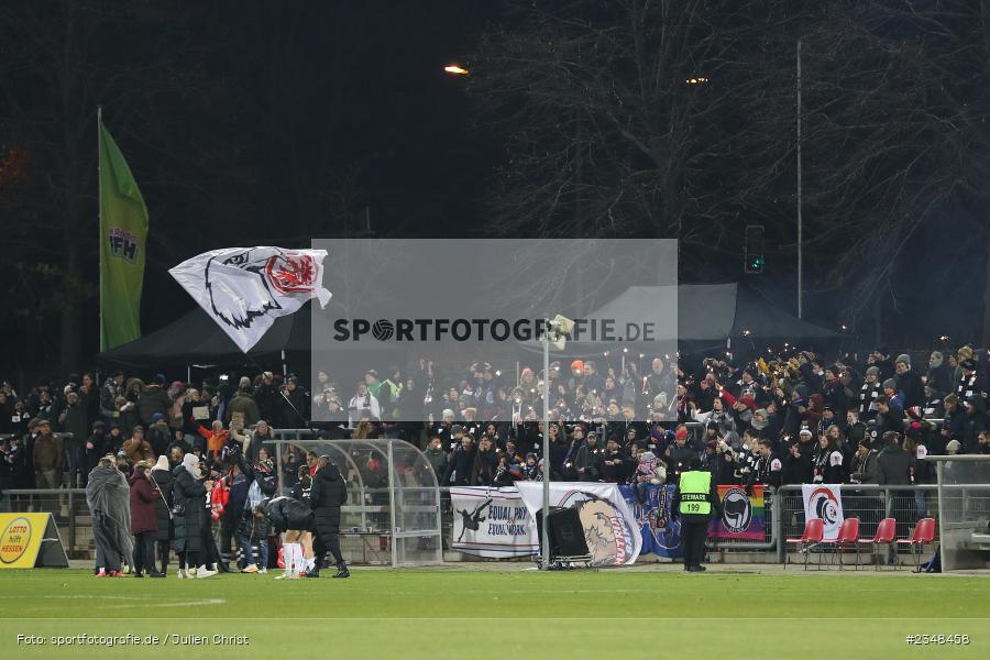 Wunderkerzen, Fans, Stadion am Brentanobad, Frankfurt, 09.12.2022, sport, action, Fussball, DFB, Dezember 2022, Saison 2022/2023, 10. Spieltag, FFBL, FLYERALARM Frauen-Bundesliga, FFC, SGE, 1. FFC Turbine Potsdam, Eintracht Frankfurt - Bild-ID: 2348458 Wunderkerzen, Fans, Stadion am Brentanobad, Frankfurt, 09.12.2022, sport, action, Fussball, DFB, Dezember 2022, Saison 2022/2023, 10. Spieltag, FFBL, FLYERALARM Frauen-Bundesliga, FFC, SGE, 1. FFC Turbine Potsdam, Eintracht Frankfurt - Bild-ID: 2348458
