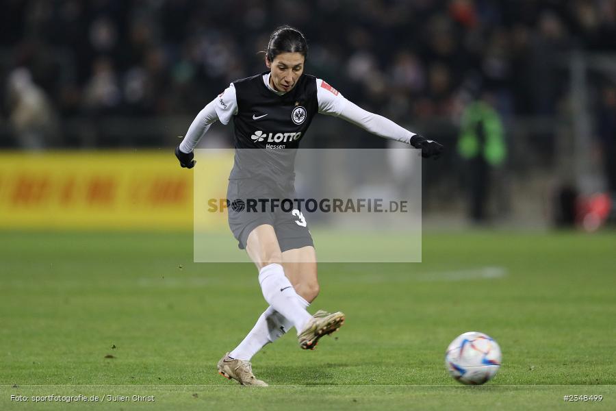 Sara Doorsoun-Khajeh, Stadion am Brentanobad, Frankfurt, 09.12.2022, sport, action, Fussball, DFB, Dezember 2022, Saison 2022/2023, 10. Spieltag, FFBL, FLYERALARM Frauen-Bundesliga, FFC, SGE, 1. FFC Turbine Potsdam, Eintracht Frankfurt - Bild-ID: 2348499 Sara Doorsoun-Khajeh, Stadion am Brentanobad, Frankfurt, 09.12.2022, sport, action, Fussball, DFB, Dezember 2022, Saison 2022/2023, 10. Spieltag, FFBL, FLYERALARM Frauen-Bundesliga, FFC, SGE, 1. FFC Turbine Potsdam, Eintracht Frankfurt - Bild-ID: 2348499