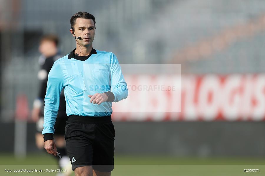 Schiedsrichter, Steffen Ehwald, FLYERALARM Arena, Würzburg, 04.02.2023, sport, action, Fussball, BFV, Landesfreundschaftsspiele, Regionalliga Südwest, Regionalliga Bayern, VFR, FWK, VfR Aalen, FC Würzburger Kickers - Bild-ID: 2350571