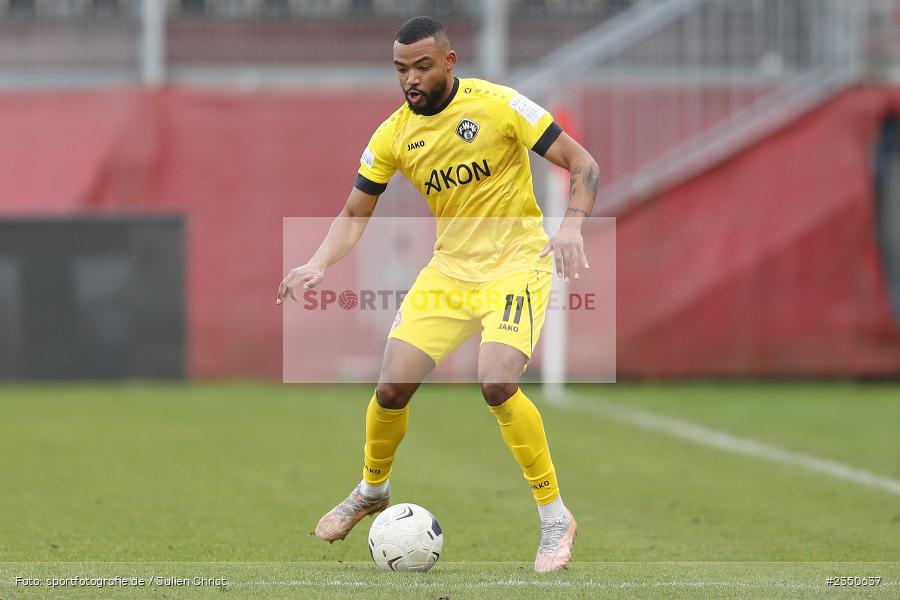 Fabrice Montcheu, FLYERALARM Arena, Würzburg, 04.02.2023, sport, action, Fussball, BFV, Landesfreundschaftsspiele, Regionalliga Südwest, Regionalliga Bayern, VFR, FWK, VfR Aalen, FC Würzburger Kickers - Bild-ID: 2350637