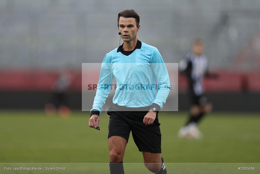 Schiedsrichter, Steffen Ehwald, FLYERALARM Arena, Würzburg, 04.02.2023, sport, action, Fussball, BFV, Landesfreundschaftsspiele, Regionalliga Südwest, Regionalliga Bayern, VFR, FWK, VfR Aalen, FC Würzburger Kickers - Bild-ID: 2350658
