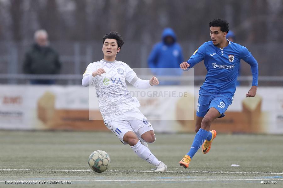 Kwonsu Lee, Städtisches Stadion am Prischoß, Alzenau, 11.02.2023, sport, action, Fussball, HFV, Landesfreundschaftsspiele, Hessenliga, FCG, FCB, FC Gießen, FC Bayern Alzenau - Bild-ID: 2351169