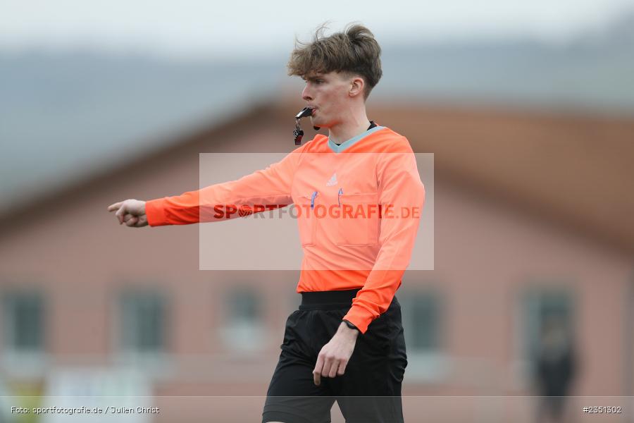 Schiedsrichter, Niklas Bornhorst, Kunstrasenplatz, Erlabrunn, 12.02.2023, sport, action, Fussball, Bezirksliga Unterfranken West, bfv-Landesliga Odenwald, Regional Freundschaftsspiele, SVN, TSV, SV Nassig, TSV Lohr - Bild-ID: 2351302