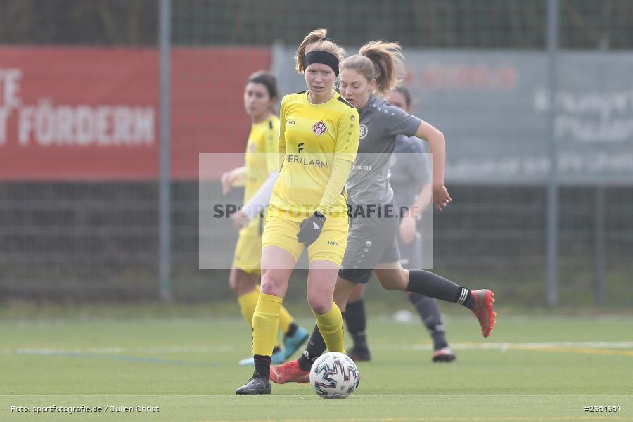 Lena Betz, Sportpark Heuchelhof, Würzburg, 12.02.2023, sport, action, Fussball, Frauen, Landesliga Nordwest, Bezirksoberliga, ERL, FWK, SpVgg Erlangen, FC Würzburger Kickers II - Bild-ID: 2351351