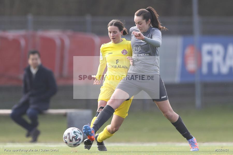 Elena Roth, Sportpark Heuchelhof, Würzburg, 12.02.2023, sport, action, Fussball, Frauen, Landesliga Nordwest, Bezirksoberliga, ERL, FWK, SpVgg Erlangen, FC Würzburger Kickers II - Bild-ID: 2351431