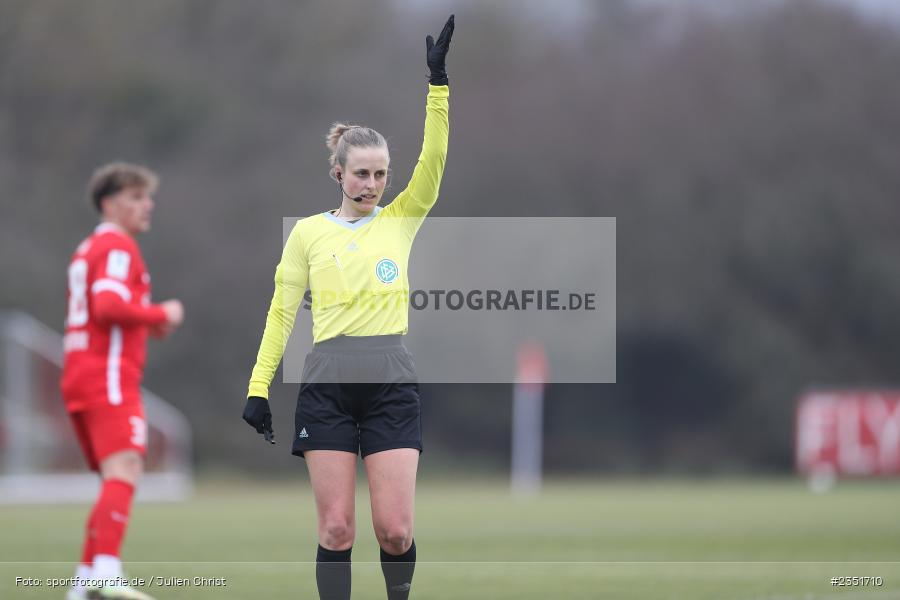 Schiedsrichter, Davina Lutz, Sportgelände, Randersacker, 15.02.2023, sport, action, Fussball, BFV, Freundschaftsspiel, Regionalliga Südwest, Regionalliga Bayern, TSV, FWK, TSV Steinbach Haiger, FC Würzburger Kickers - Bild-ID: 2351710 Schiedsrichter, Davina Lutz, Sportgelände, Randersacker, 15.02.2023, sport, action, Fussball, BFV, Freundschaftsspiel, Regionalliga Südwest, Regionalliga Bayern, TSV, FWK, TSV Steinbach Haiger, FC Würzburger Kickers - Bild-ID: 2351710