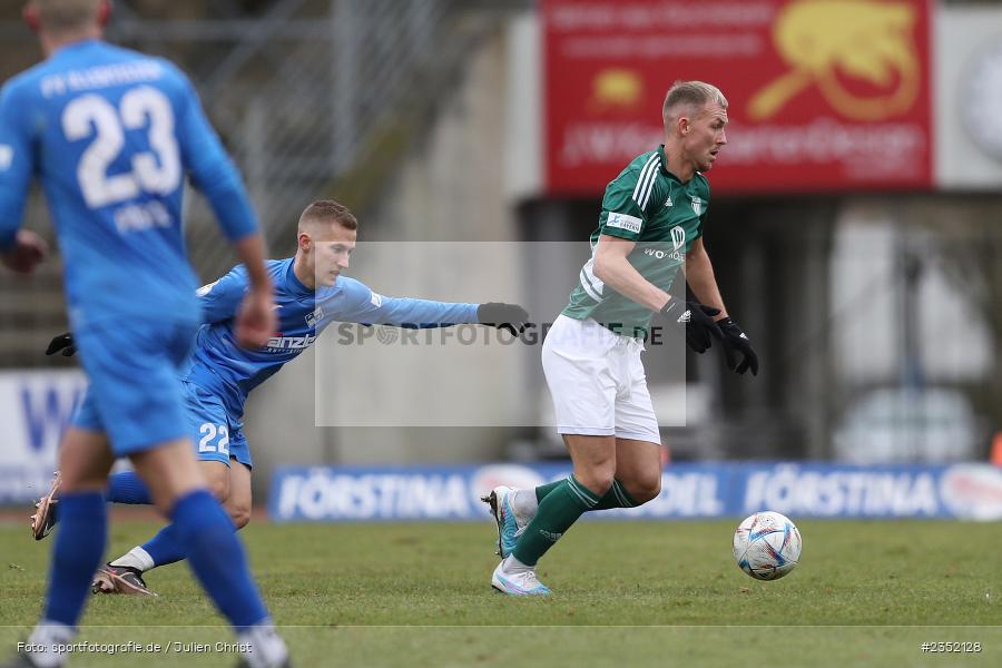 Benjamin Hadžić, Willy-Sachs-Stadion, Schweinfurt, 18.02.2023, sport, action, Fussball, BFV, 24. Spieltag, Regionalliga Bayern, FVI, FC05, FV Illertissen, 1. FC Schweinfurt - Bild-ID: 2352128