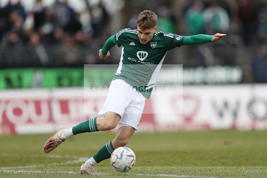 Julius Landeck, Willy-Sachs-Stadion, Schweinfurt, 18.02.2023, sport, action, Fussball, BFV, 24. Spieltag, Regionalliga Bayern, FVI, FC05, FV Illertissen, 1. FC Schweinfurt - Bild-ID: 2352133