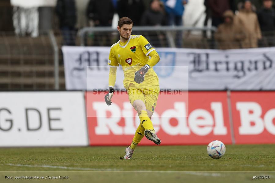 Bennet Schmidt, Willy-Sachs-Stadion, Schweinfurt, 18.02.2023, sport, action, Fussball, BFV, 24. Spieltag, Regionalliga Bayern, FVI, FC05, FV Illertissen, 1. FC Schweinfurt - Bild-ID: 2352138