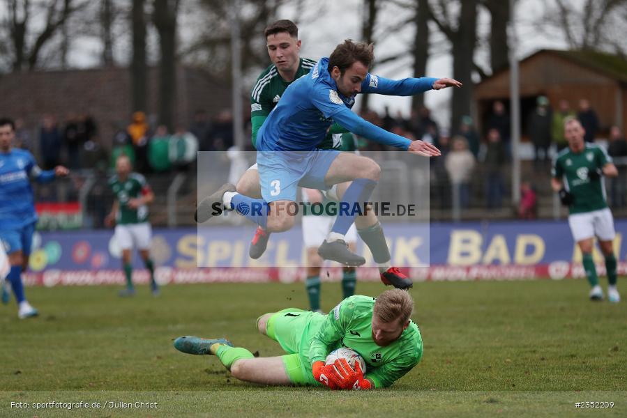 Felix Thiel, Willy-Sachs-Stadion, Schweinfurt, 18.02.2023, sport, action, Fussball, BFV, 24. Spieltag, Regionalliga Bayern, FVI, FC05, FV Illertissen, 1. FC Schweinfurt - Bild-ID: 2352209