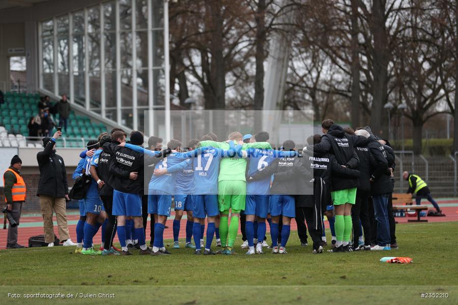 Mannschaftskreis, Willy-Sachs-Stadion, Schweinfurt, 18.02.2023, sport, action, Fussball, BFV, 24. Spieltag, Regionalliga Bayern, FVI, FC05, FV Illertissen, 1. FC Schweinfurt - Bild-ID: 2352210