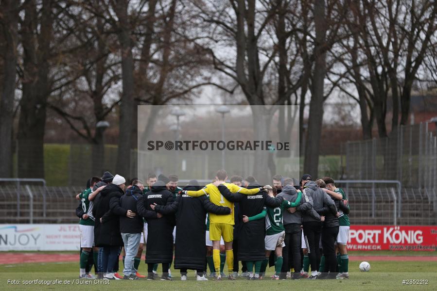 Mannschaftskreis, Willy-Sachs-Stadion, Schweinfurt, 18.02.2023, sport, action, Fussball, BFV, 24. Spieltag, Regionalliga Bayern, FVI, FC05, FV Illertissen, 1. FC Schweinfurt - Bild-ID: 2352212