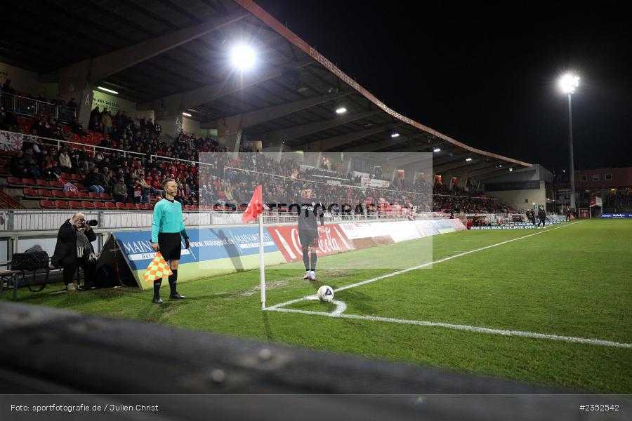 SSV Eggenfeldel, Dr. Quirin Demlehner, Feature, Ivan Franjic, FLYERALARM Arena, Würzburg, 24.02.2023, sport, action, Fussball, BFV, 25. Spieltag, Regionalliga Bayern, TGM, FWK, Türkgücü München, FC Würzburger Kickers - Bild-ID: 2352542