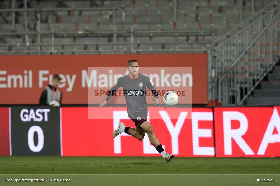 Benyas Solomon Junge-Abiol, FLYERALARM Arena, Würzburg, 24.02.2023, sport, action, Fussball, BFV, 25. Spieltag, Regionalliga Bayern, TGM, FWK, Türkgücü München, FC Würzburger Kickers - Bild-ID: 2352662