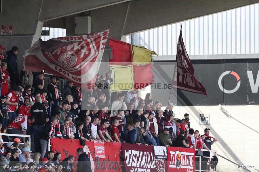 Fans, AKON Arena, Würzburg, 10.04.2023, sport, action, BFV, Fussball, 30. Spieltag, Regionalliga Bayern, FVI, FWK, FV Illertissen, FC Würzburger Kickers - Bild-ID: 2357969